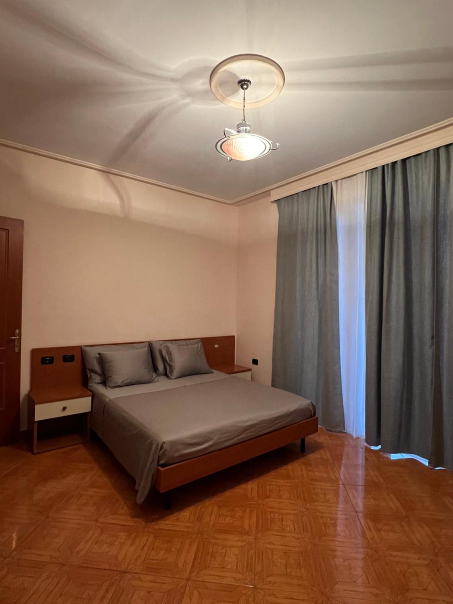 Hotel Hotelvlora '78